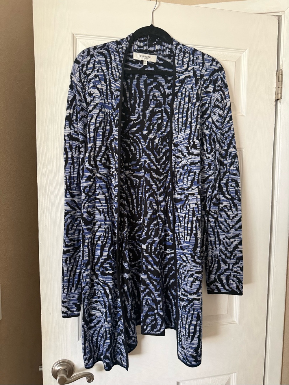 Jones Studio Black & Light Blue Open-Front Patterned Cardigan